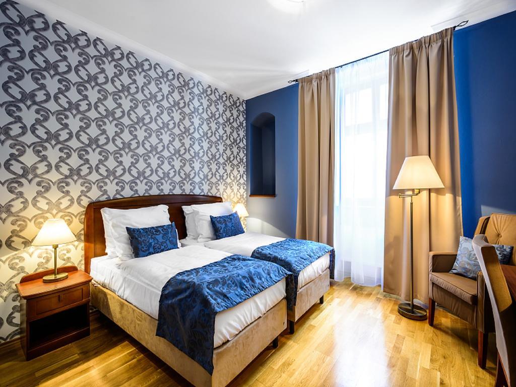 Alexander Hotel Stříbro Szoba fotó