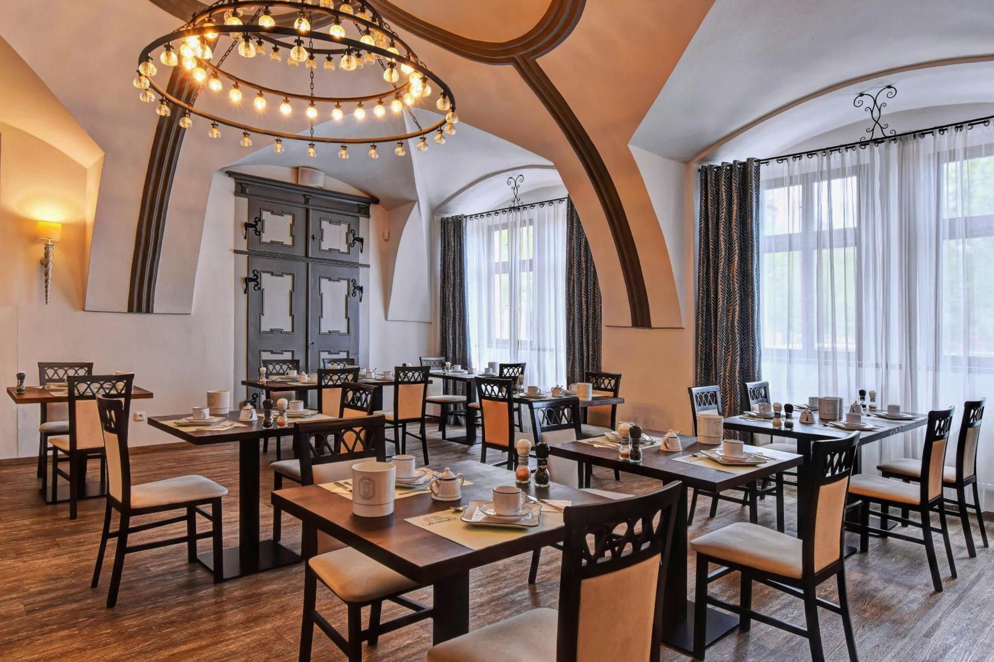 Alexander Hotel Stříbro Kültér fotó