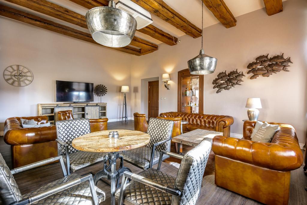 Alexander Hotel Stříbro Kültér fotó
